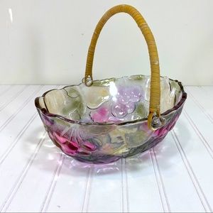 Vintage Indiana carnival glass  bowl with handle